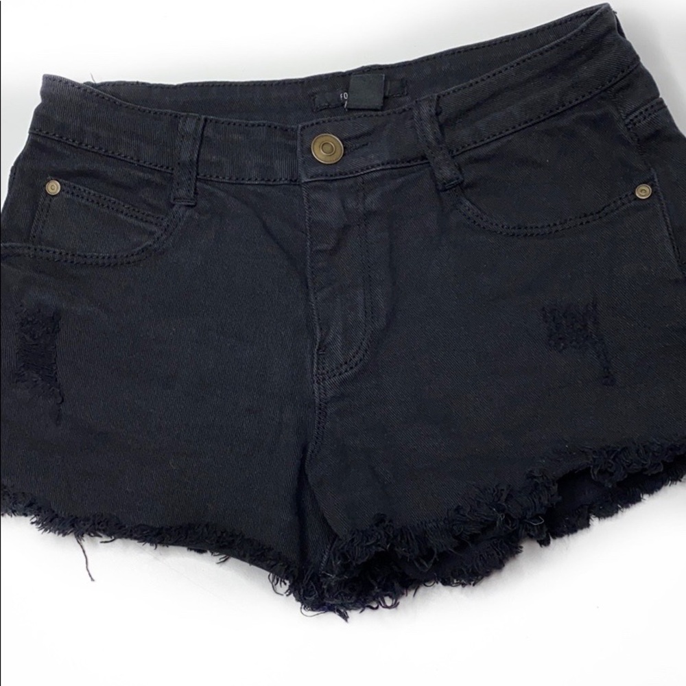 Forever 21 distressed  shorts 26
